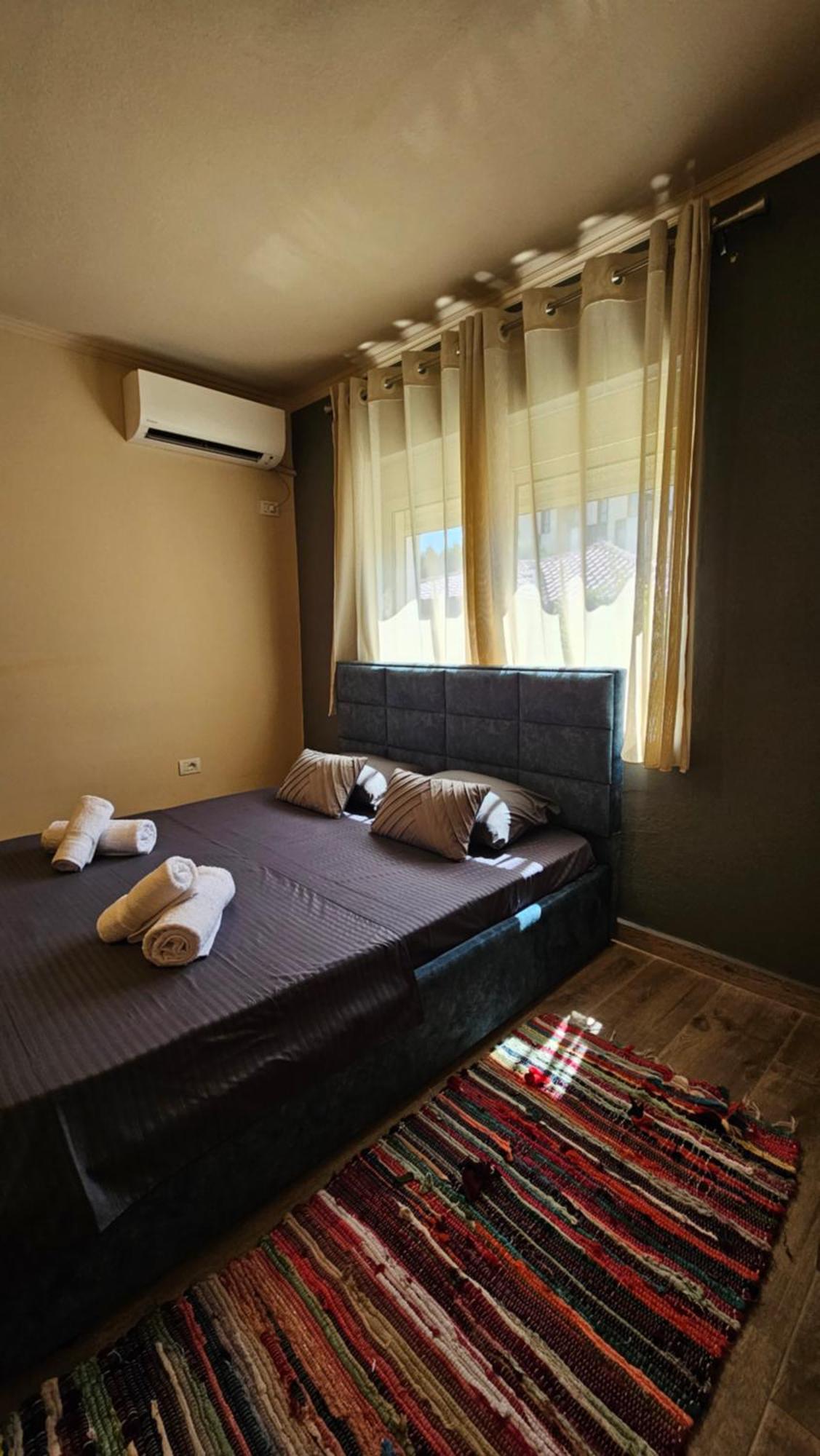 Dua'S Apartment Tirana Eksteriør billede